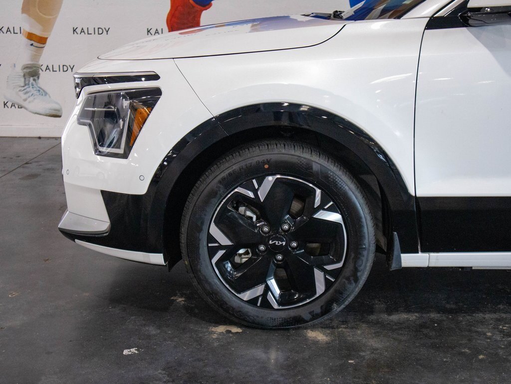 New 2023 Kia Niro Wave image 17