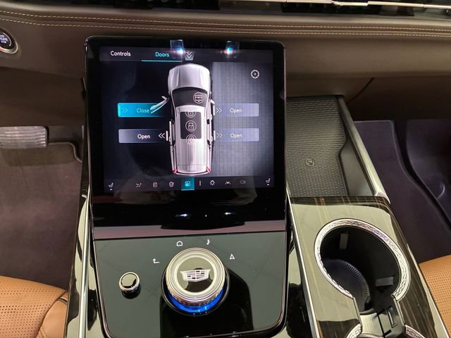 Used 2025 Cadillac Escalade ESV Premium Luxury w/ Touring Package image 21