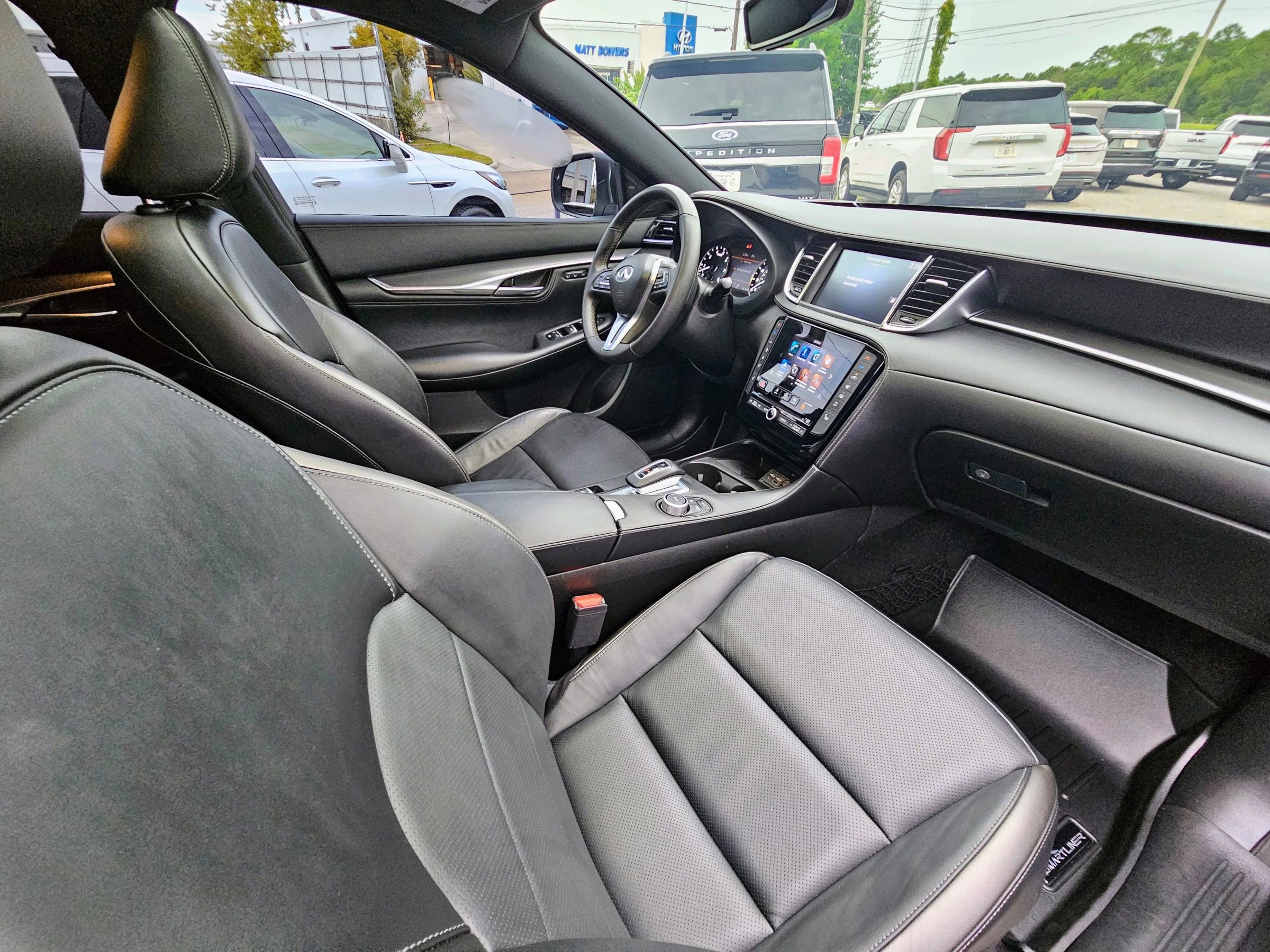 Used 2025 INFINITI QX55 Luxe w/ Cargo Package image 12