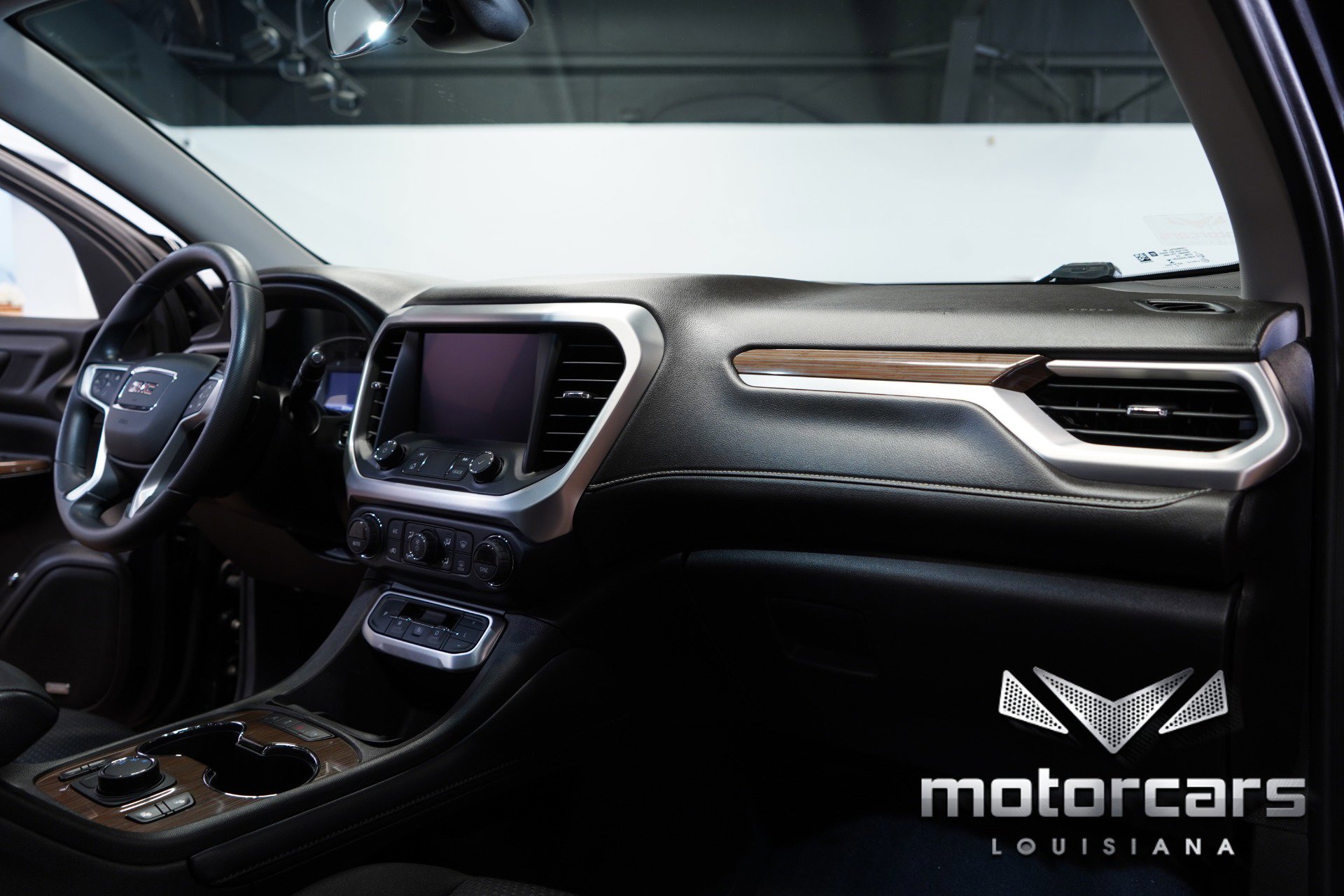 Used 2022 GMC Acadia SLE w/ Driver Convenience Package image 28