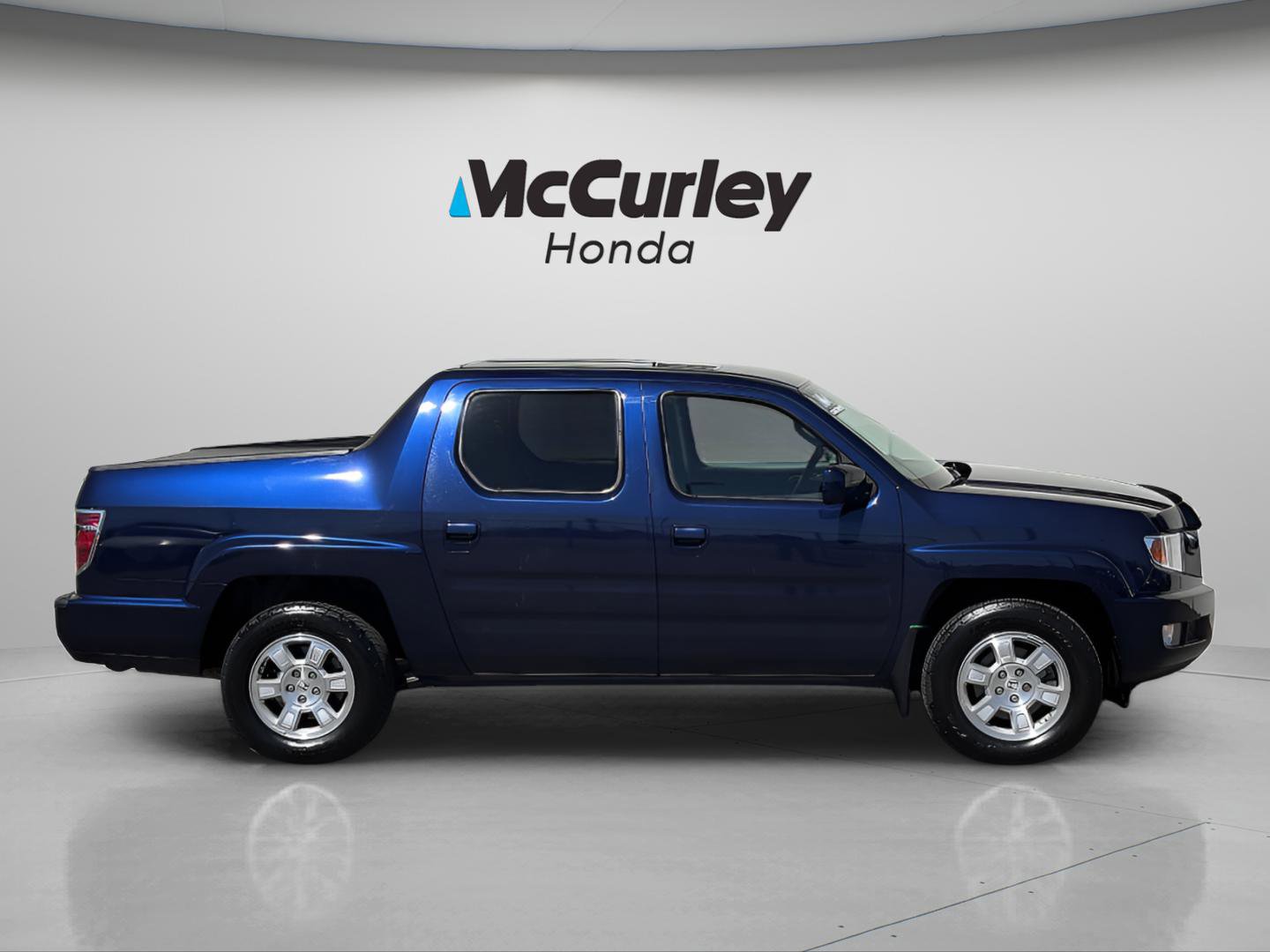 Used 2014 Honda Ridgeline RTS image 2