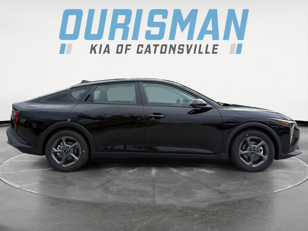 New 2025 Kia K4 LXS image 7