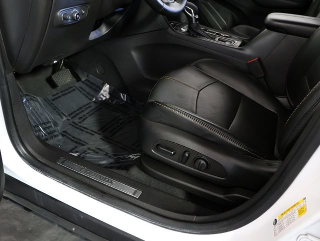 Used 2024 Chevrolet Equinox Premier AWD/4WD image 26