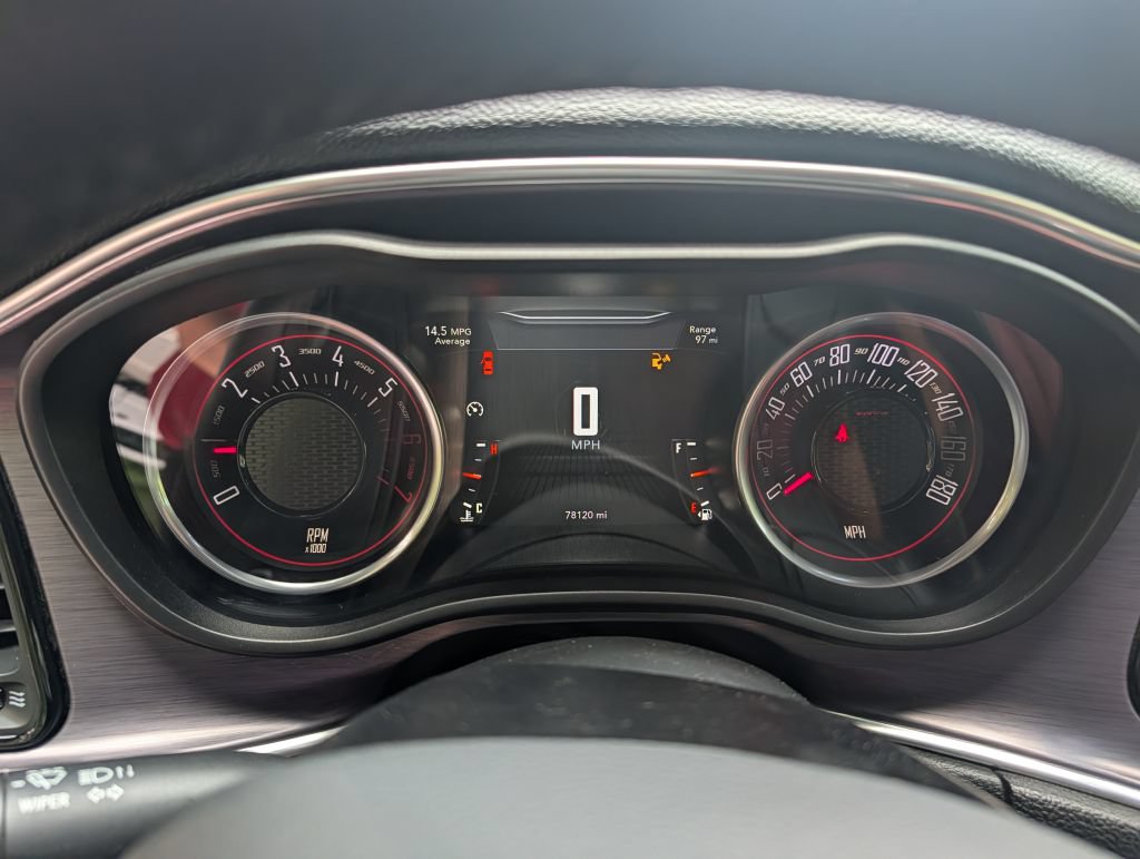 Used 2016 Dodge Challenger R/T Scat Pack RWD image 17