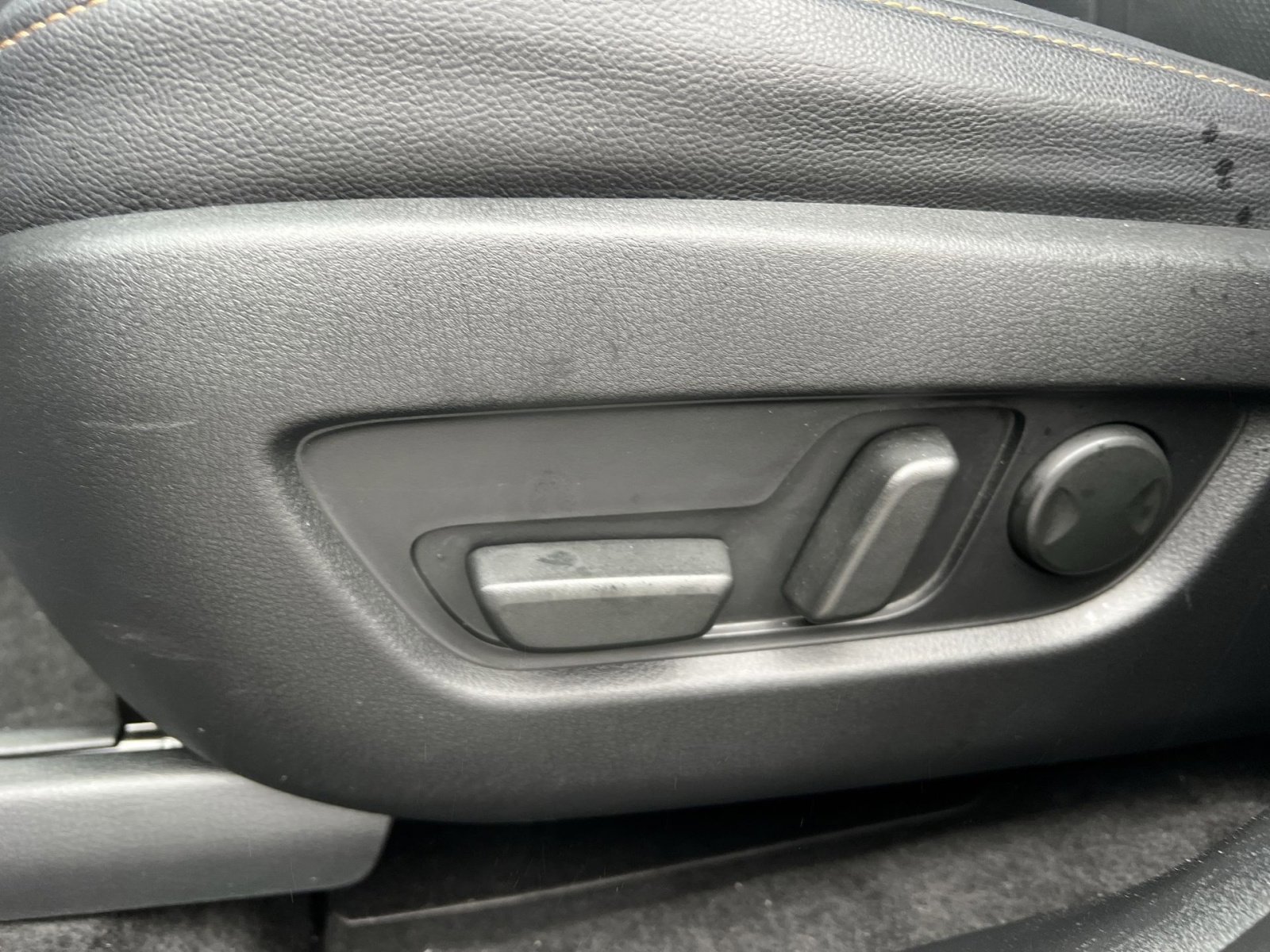 Used 2024 MAZDA CX-90 Plug-In Hybrid w/ Premium Pkg image 14