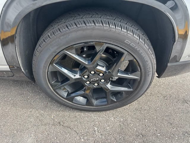 Used 2024 Chevrolet Traverse RS w/ LPO, Floor Liner Package FWD image 11