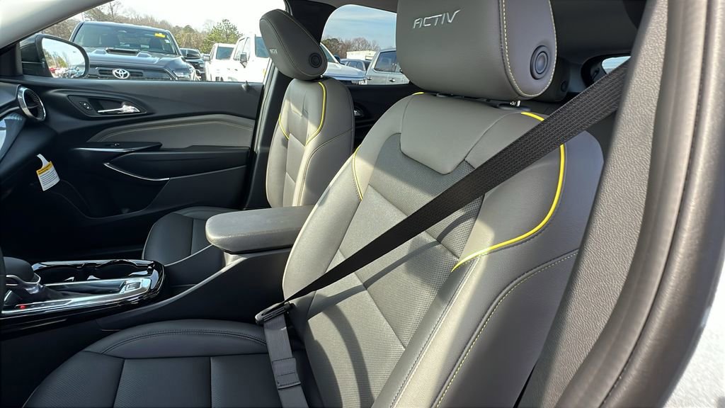 New 2026 Chevrolet Trax ACTIV w/ Driver Confidence Package image 14