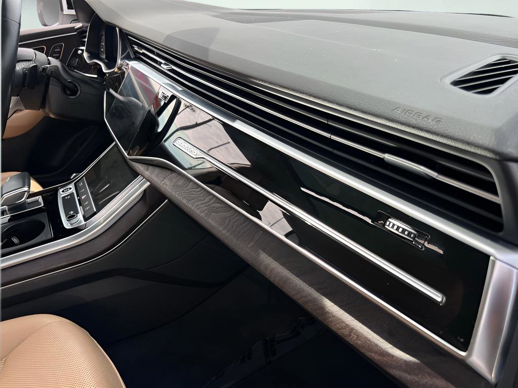 Used 2022 Audi Q8 Premium Plus image 37