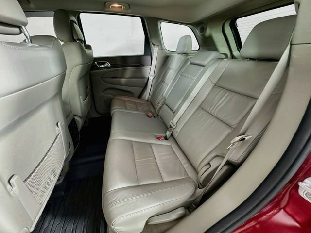 Used 2013 Jeep Grand Cherokee Laredo AWD/4WD image 28