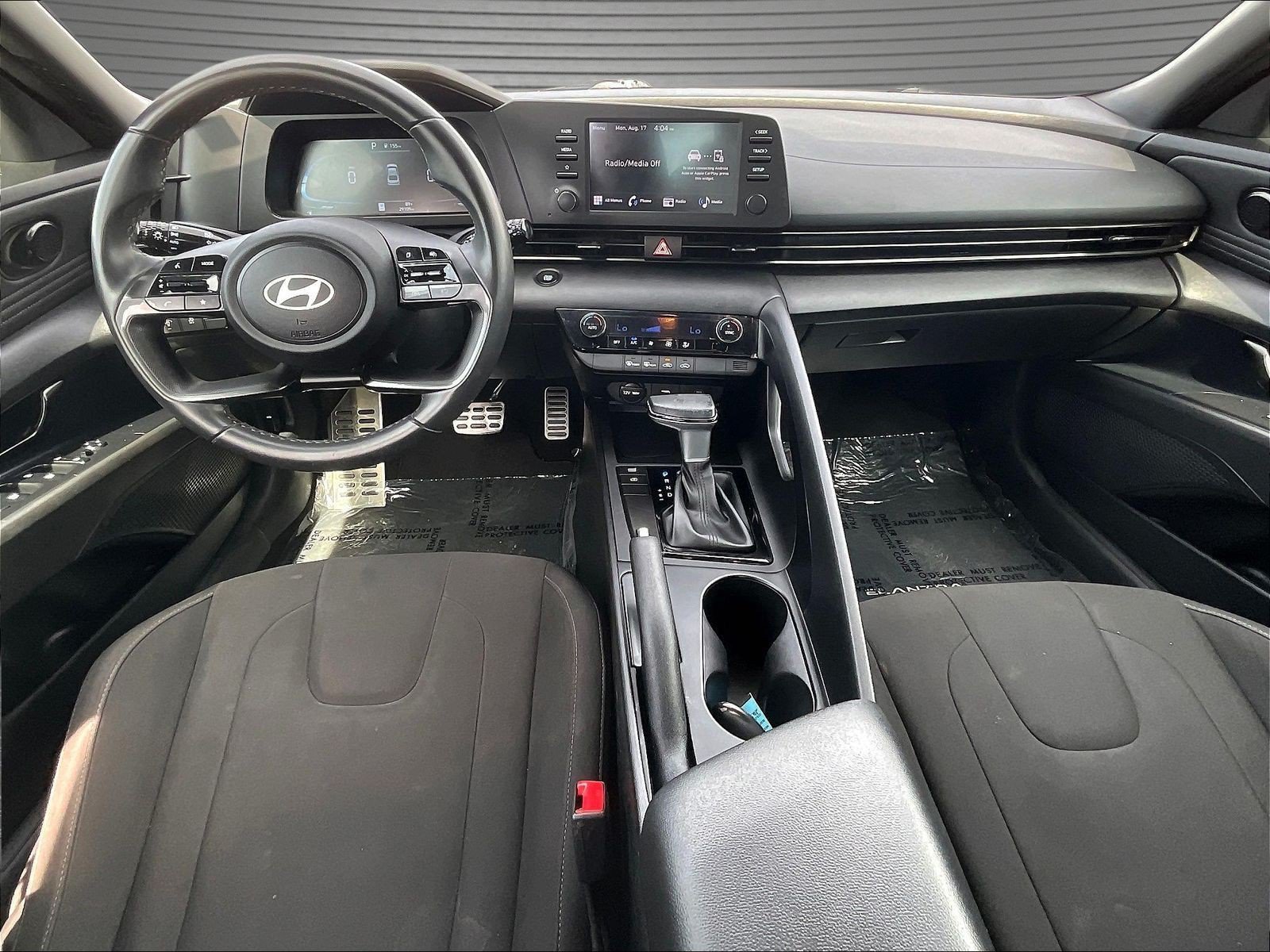 Used 2025 Hyundai Elantra Sport FWD image 9