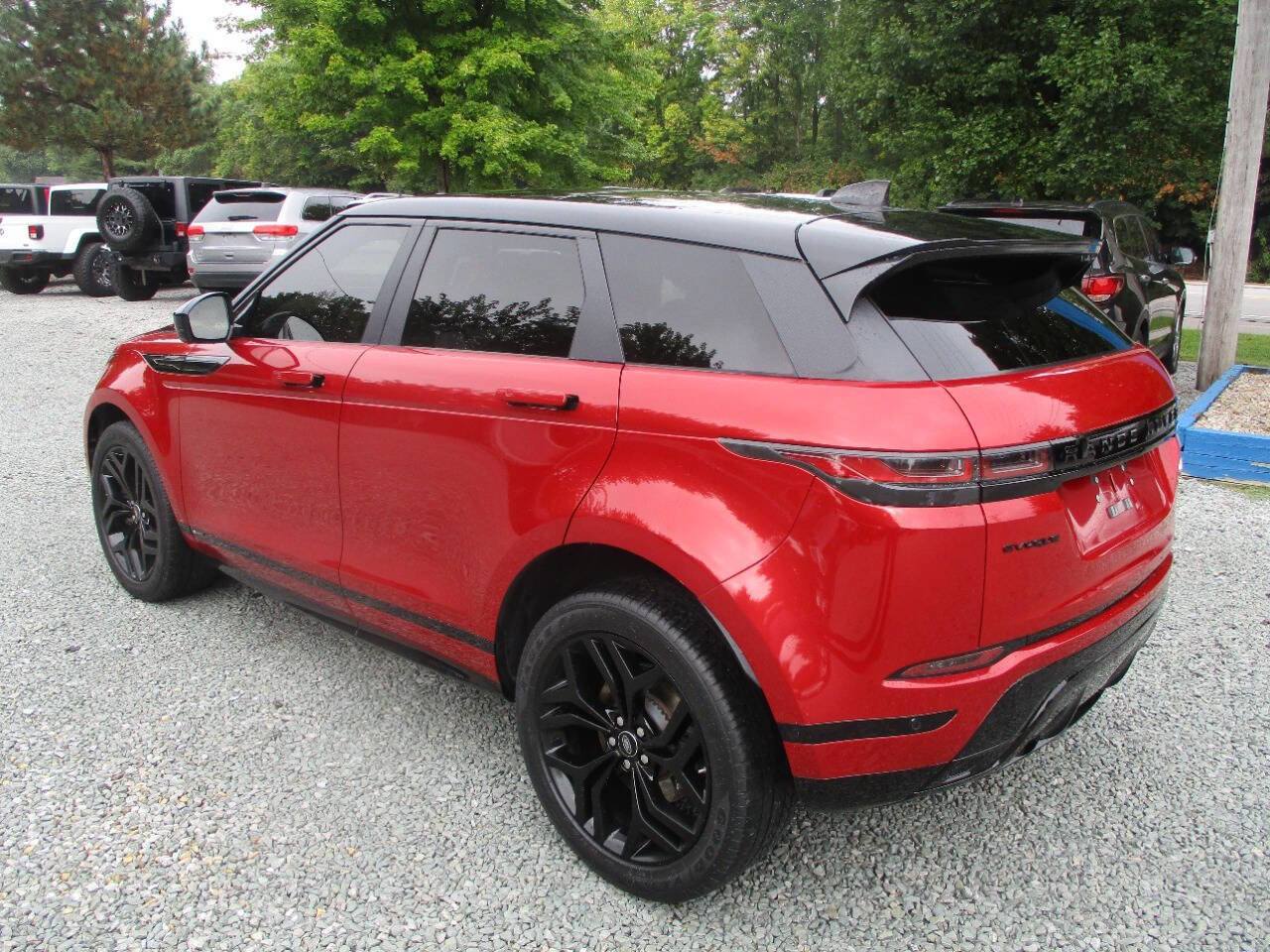 Used 2021 Land Rover Range Rover Evoque R-Dynamic SE AWD/4WD image 3