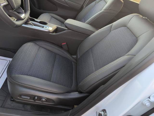 New 2026 Buick Envista Preferred w/ Convenience I Package FWD image 32