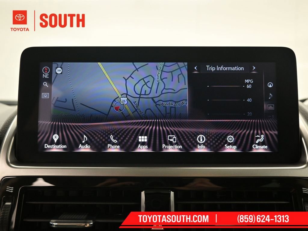 Used 2023 Lexus GX 460 Premium w/ Premium Package image 16