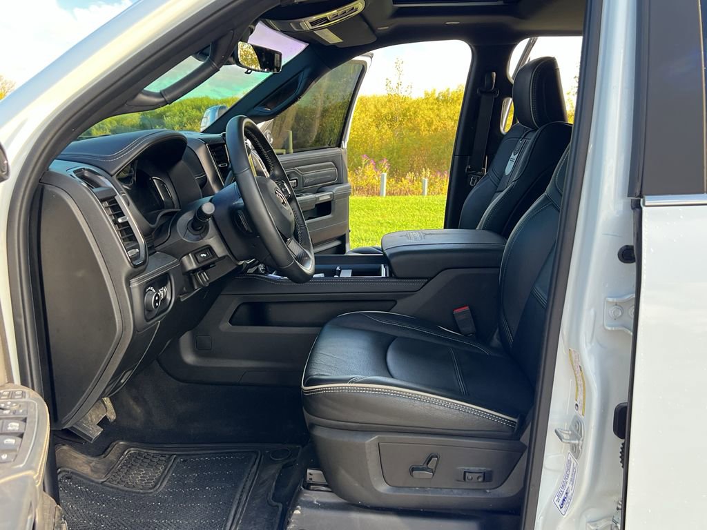 Used 2024 RAM 2500 Limited image 17