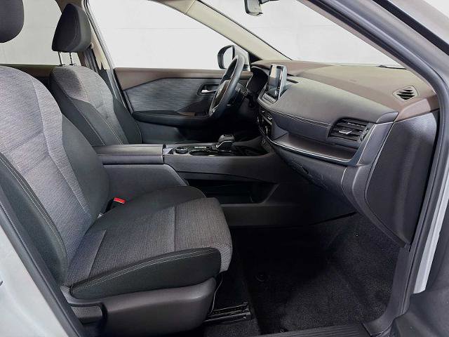 Certified 2023 Nissan Rogue SV image 23