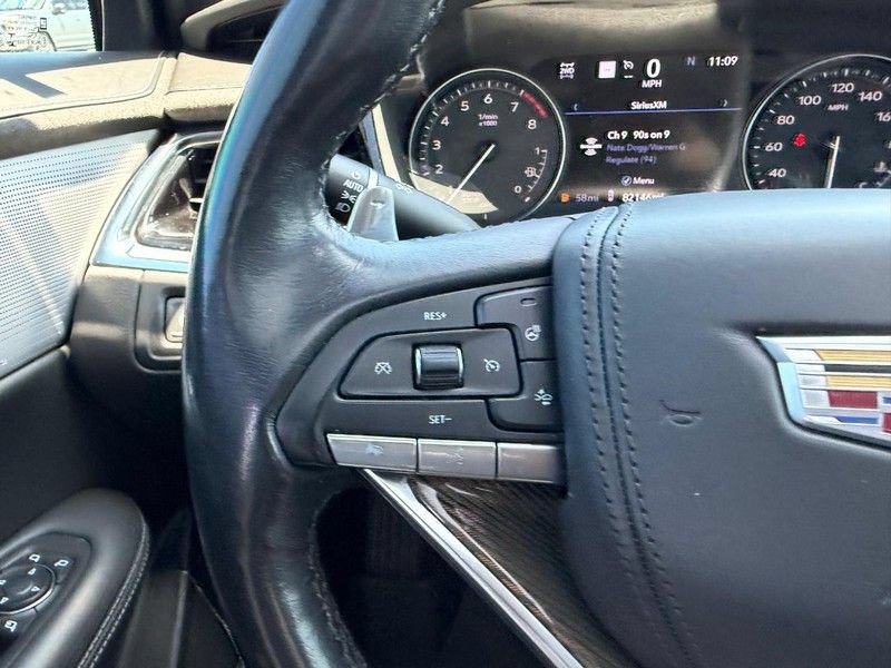 Used 2021 Cadillac XT6 Sport w/ Platinum Package AWD/4WD image 14