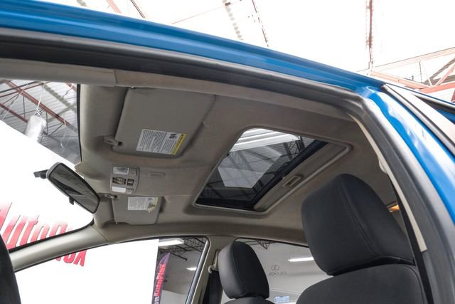 Used 2012 Ford Fiesta SE w/ Moon & Mood Pkg FWD image 5