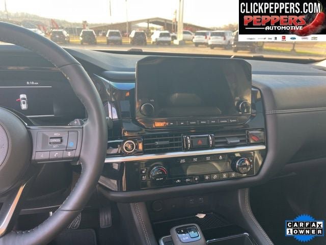 Used 2024 Nissan Pathfinder Platinum w/ Cargo Package image 14