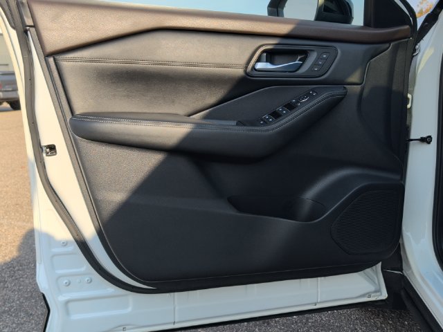 Certified 2023 Nissan Rogue SL AWD/4WD image 11