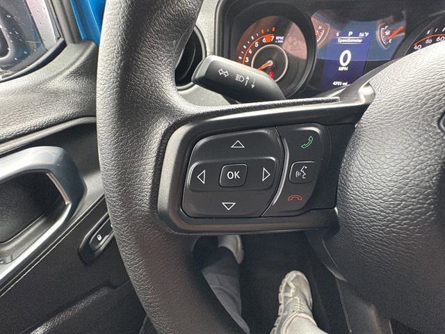 Used 2025 Jeep Wrangler Sport AWD/4WD image 14