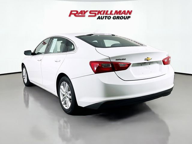 Used 2017 Chevrolet Malibu LT FWD image 5