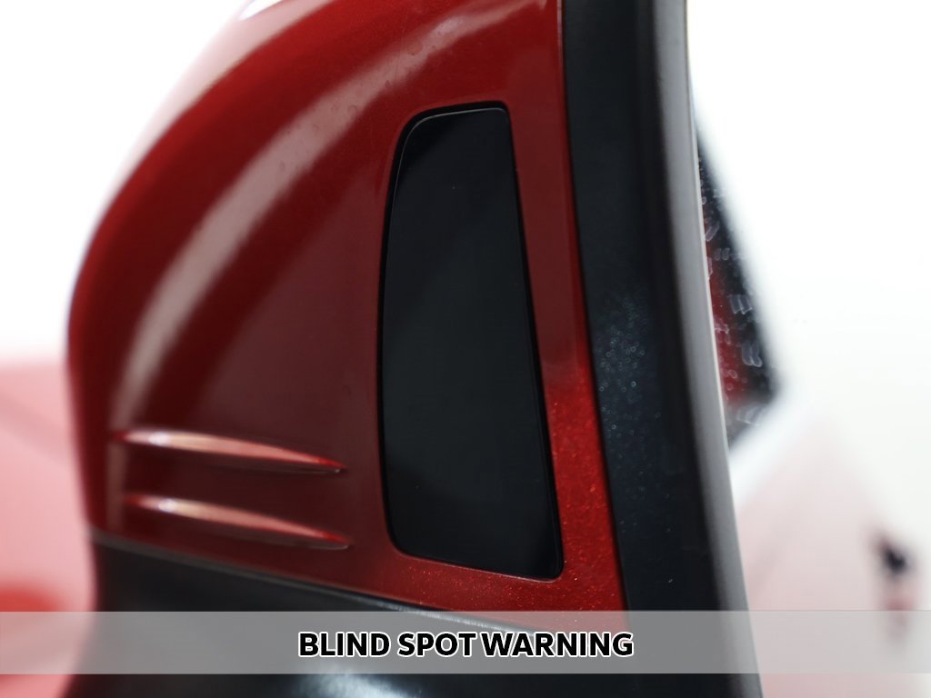 Used 2023 Volkswagen Tiguan SE image 4