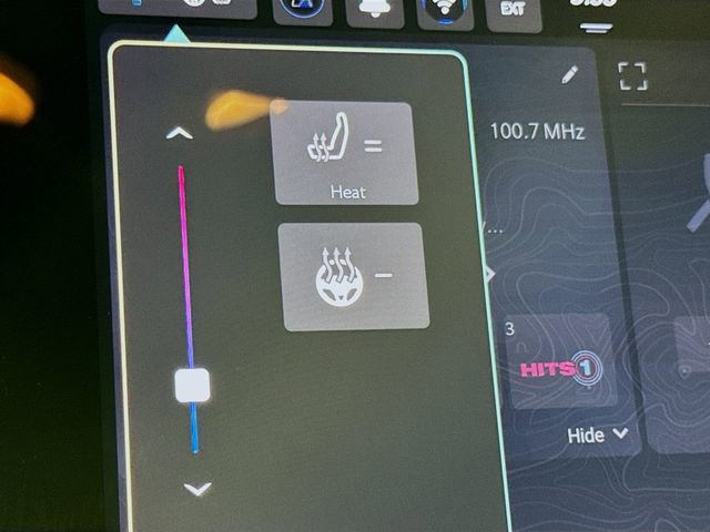 Used 2025 Jeep Compass Latitude w/ Altitude Special Edition image 18