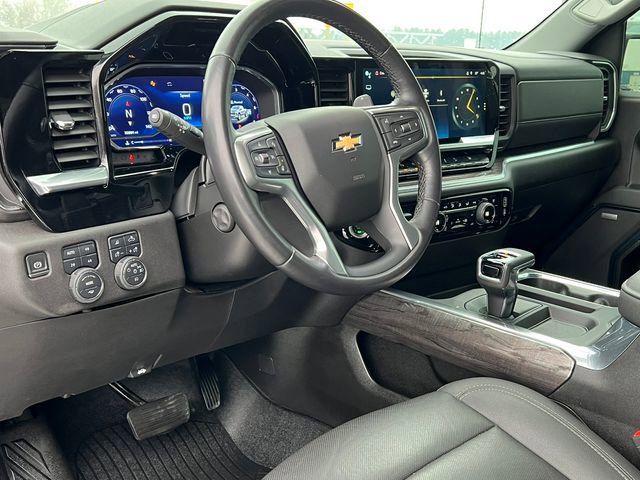 Used 2022 Chevrolet Silverado 1500 LTZ image 25
