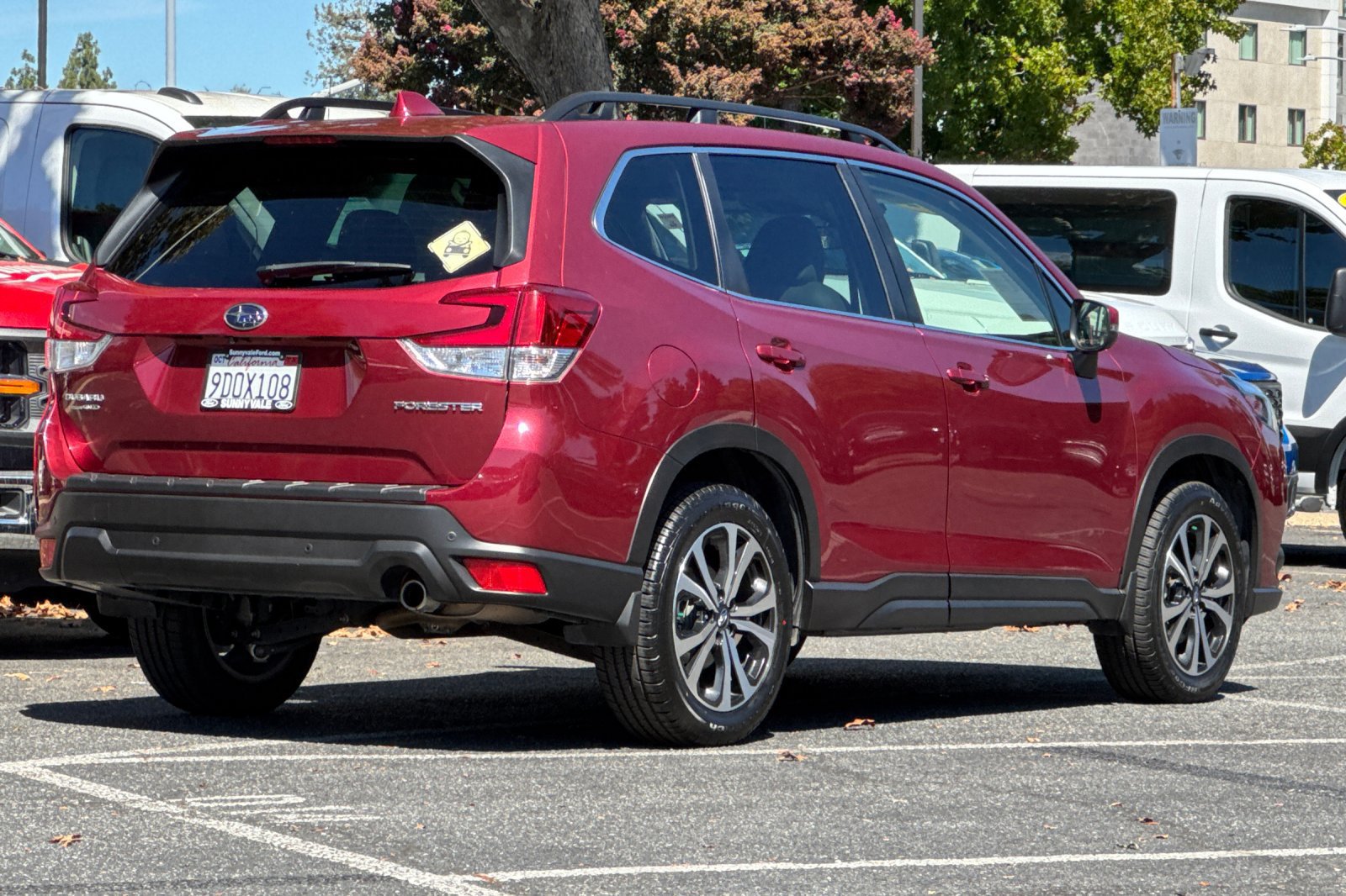 Used 2022 Subaru Forester Limited AWD/4WD image 4