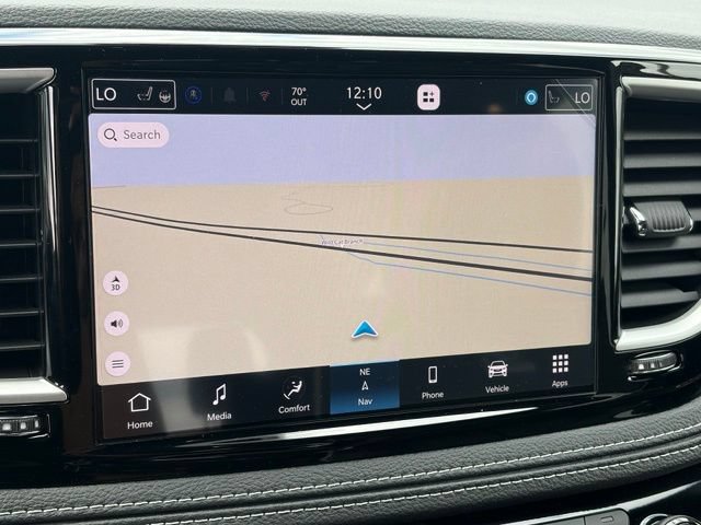New 2027 Chrysler Pacifica Limited w/ S Appearance Package AWD/4WD image 3
