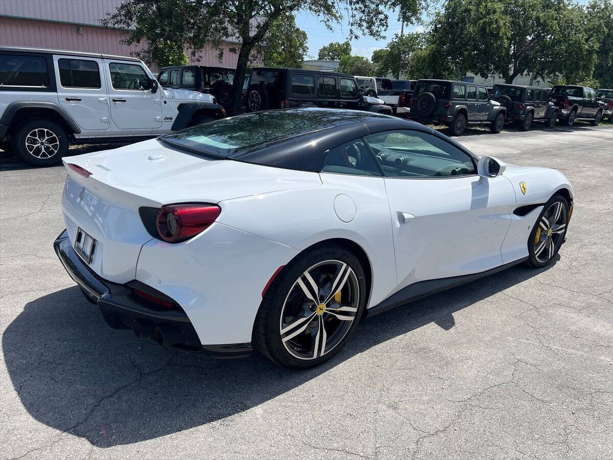 Used 2023 Ferrari Portofino M RWD image 5