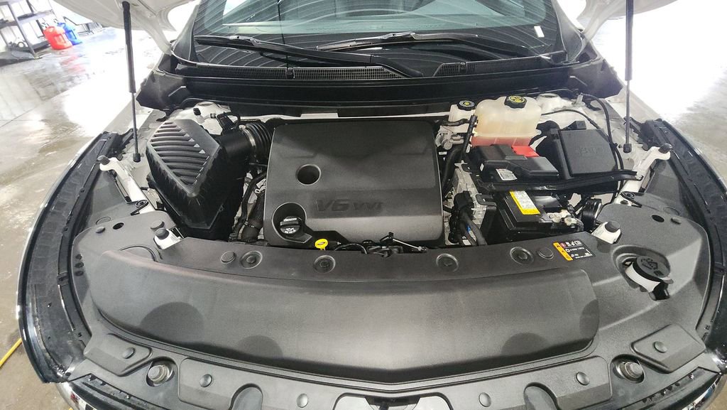 Used 2024 Buick Enclave Essence w/ Experience Buick Package image 31