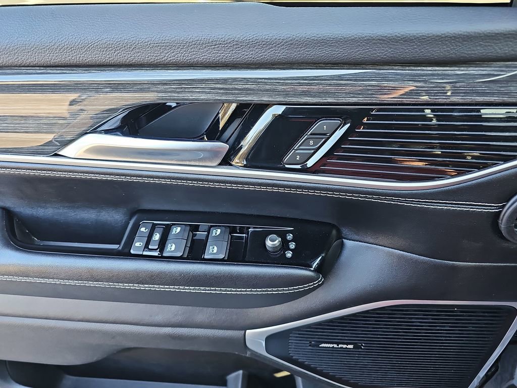 Used 2022 Jeep Wagoneer Series II w/ Premium Group I image 34