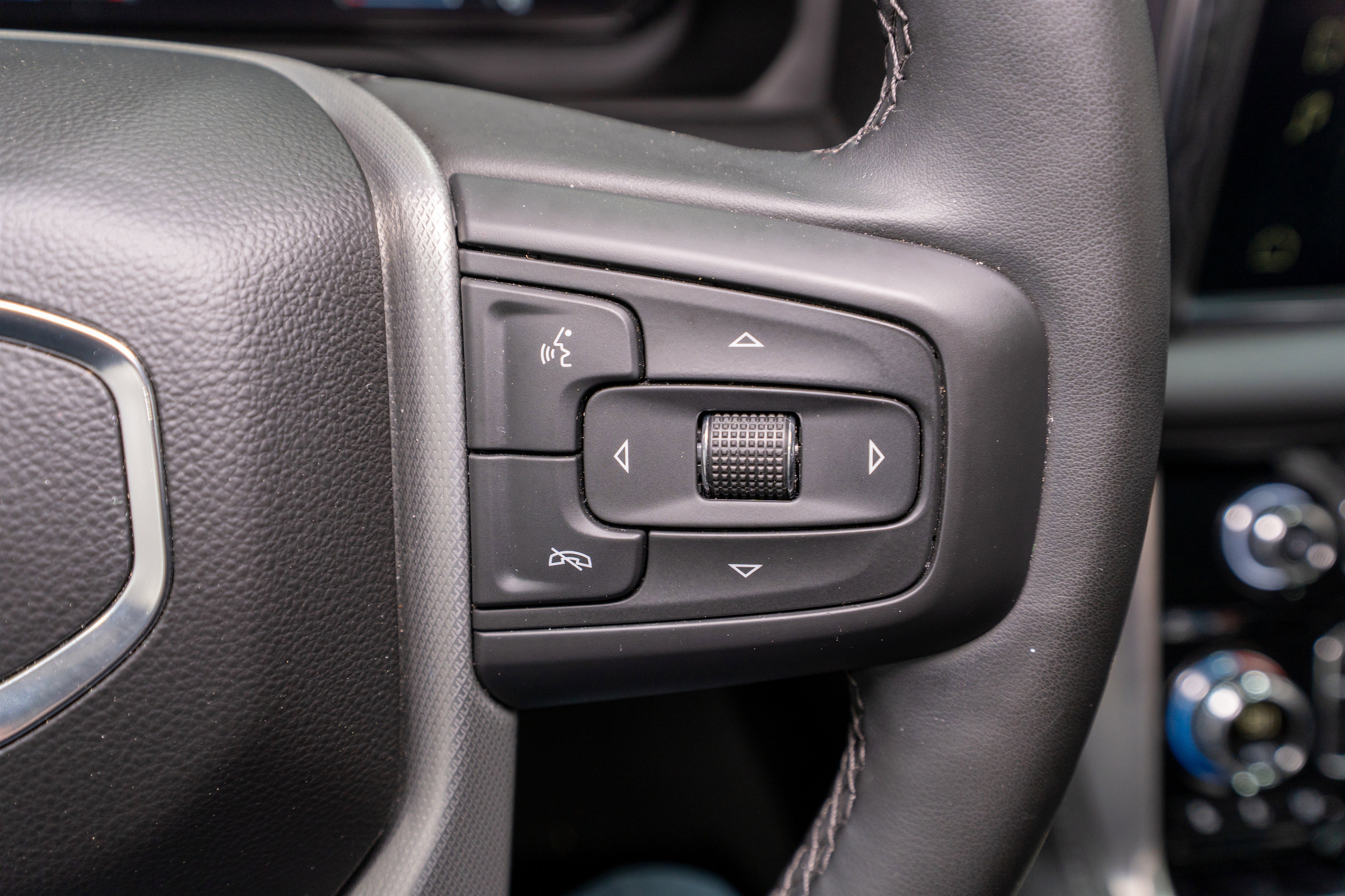 Used 2023 GMC Yukon Denali image 27