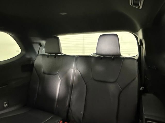 New 2026 Lexus TX 500h AWD image 32
