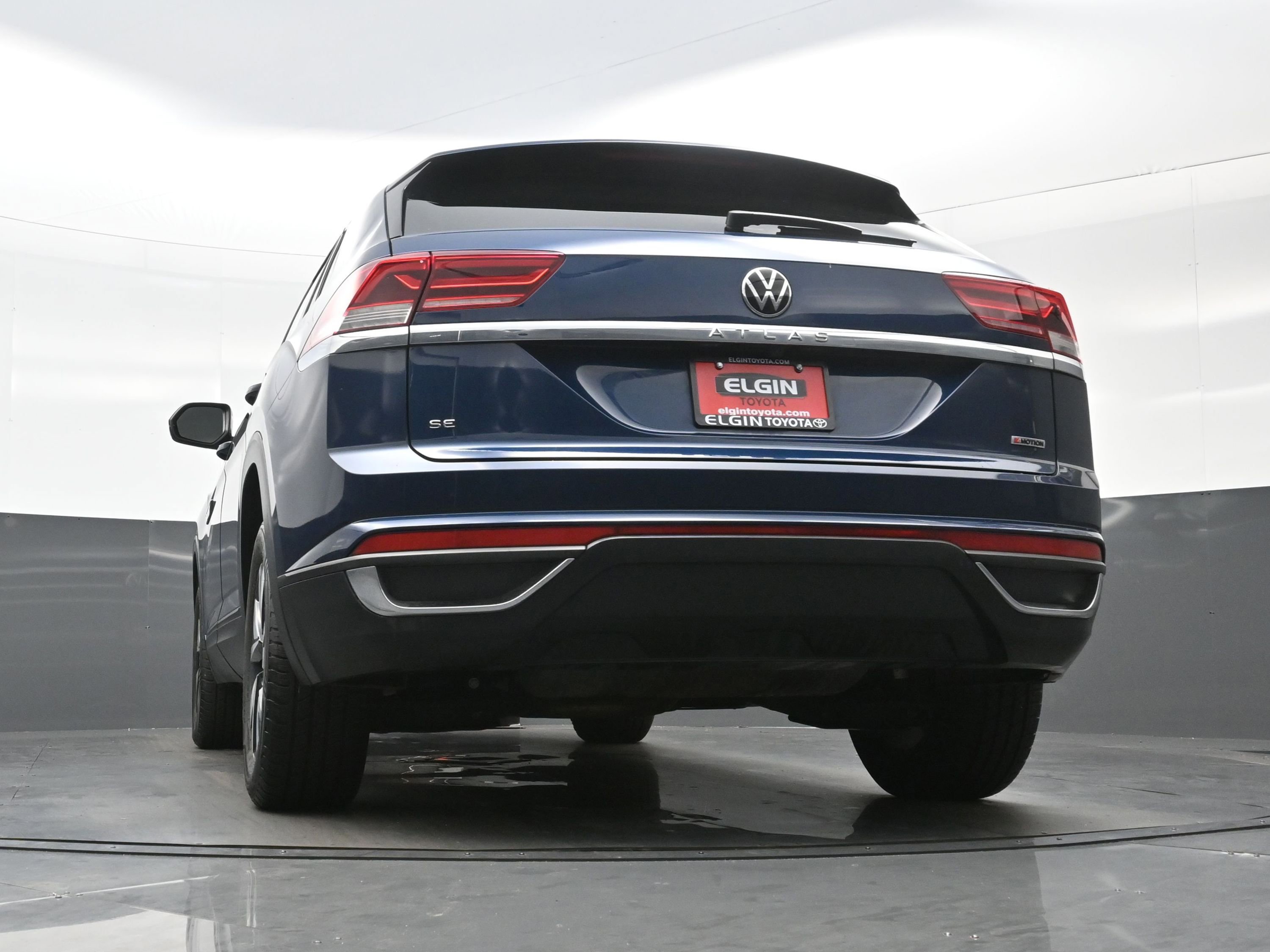 Used 2020 Volkswagen Atlas Cross Sport SE image 41