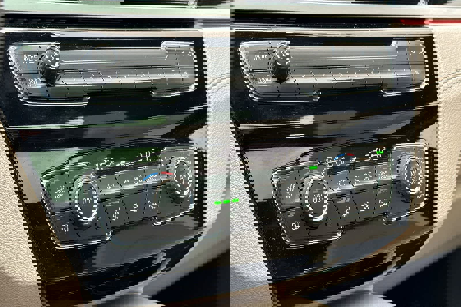 Used 2022 BMW X2 xDrive28i w/ Premium Package image 23