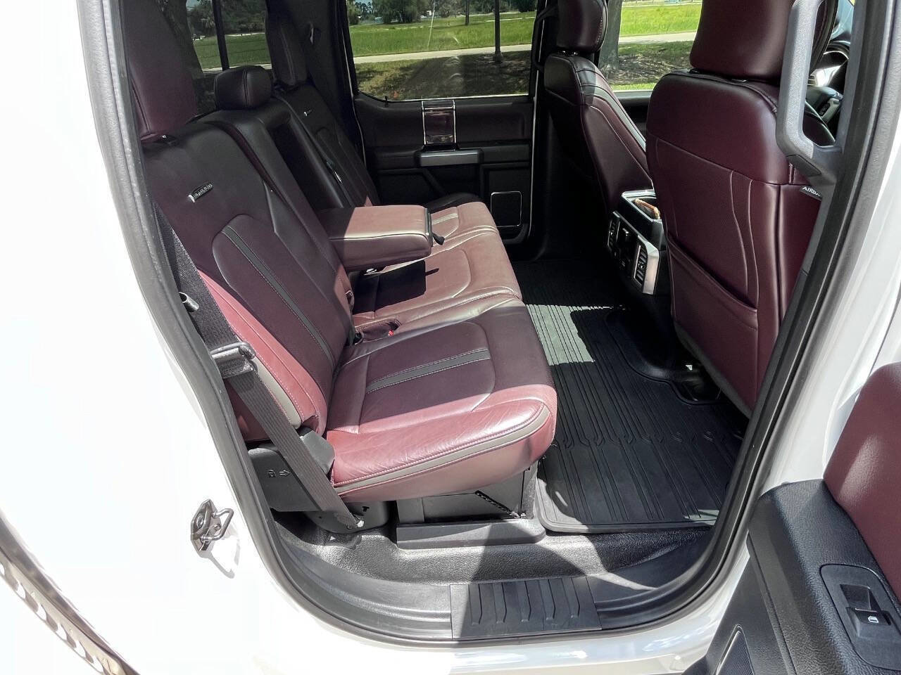 Used 2017 Ford F250 Platinum w/ Platinum Ultimate Package AWD/4WD image 30