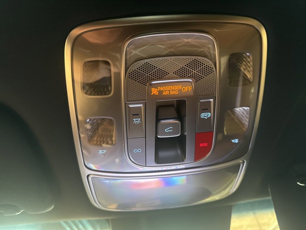 New 2026 Genesis GV70 2.5T Advanced image 17