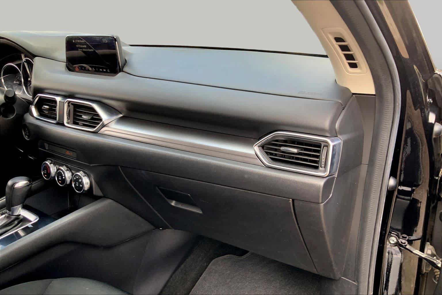Used 2018 MAZDA CX-5 Sport FWD image 19