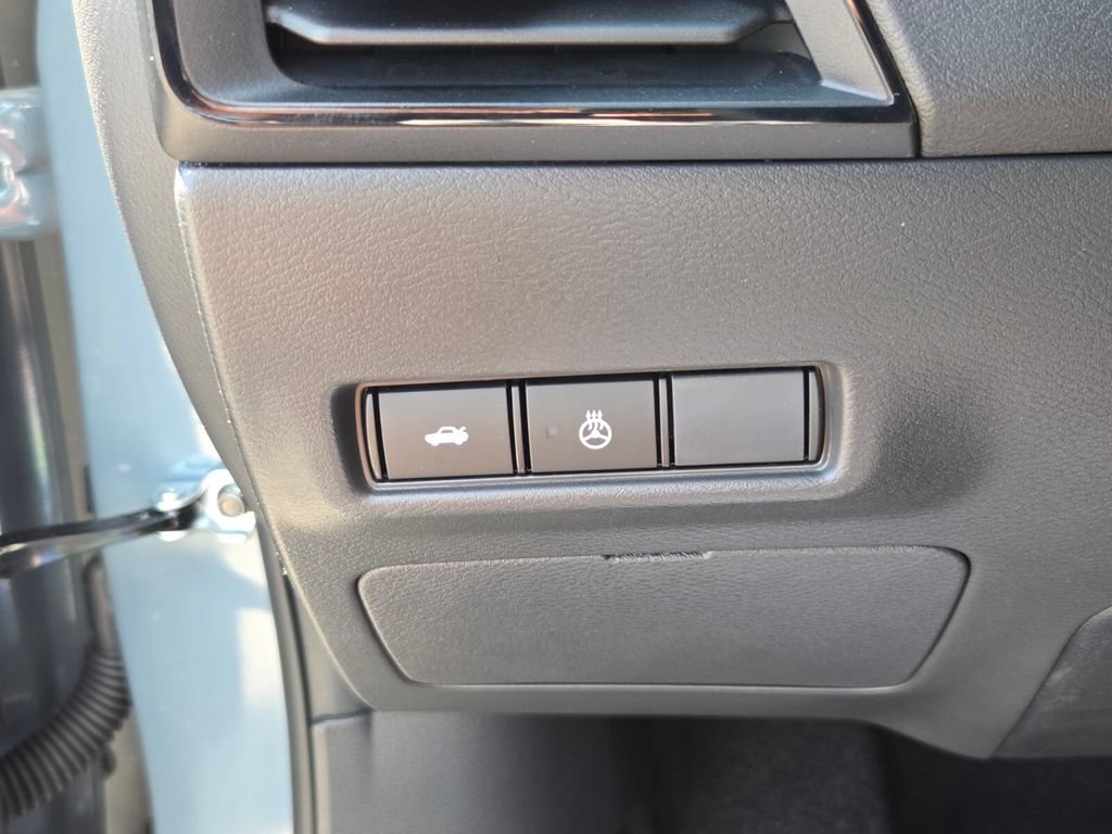 New 2027 Nissan Sentra SV w/ SV Convenience Package FWD image 26
