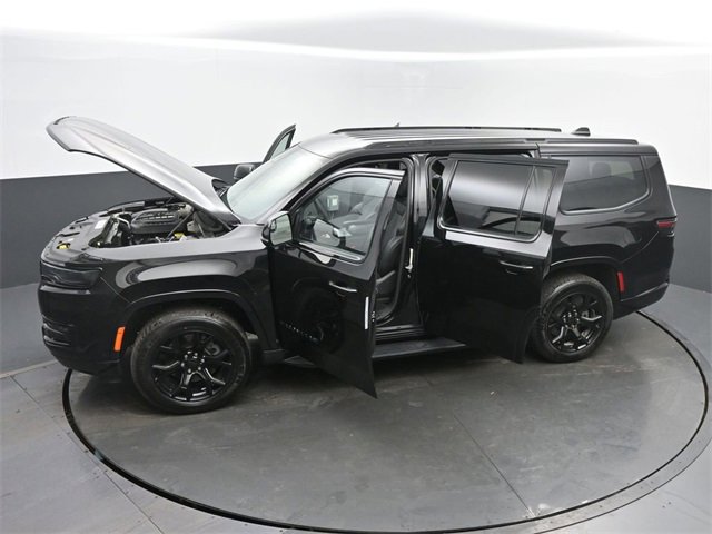 Used 2025 Jeep Wagoneer Series II image 65