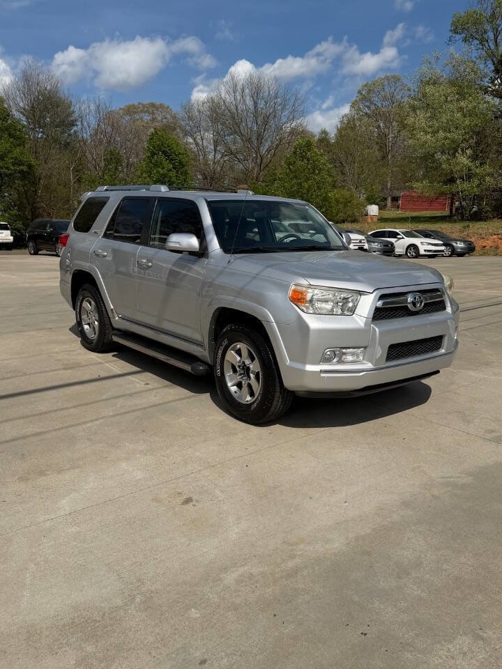 Used 2011 Toyota 4Runner SR5 w/ Convenience Pkg image 7