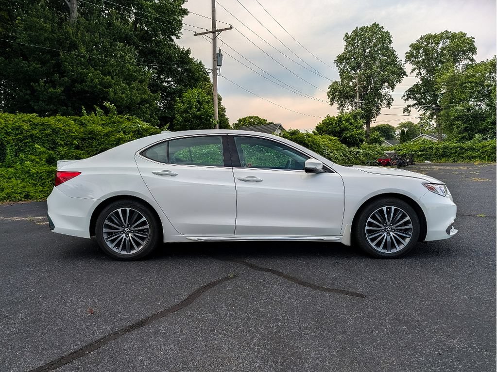 Used 2018 Acura TLX V6 SH-AWD w/ Advance Package image 4