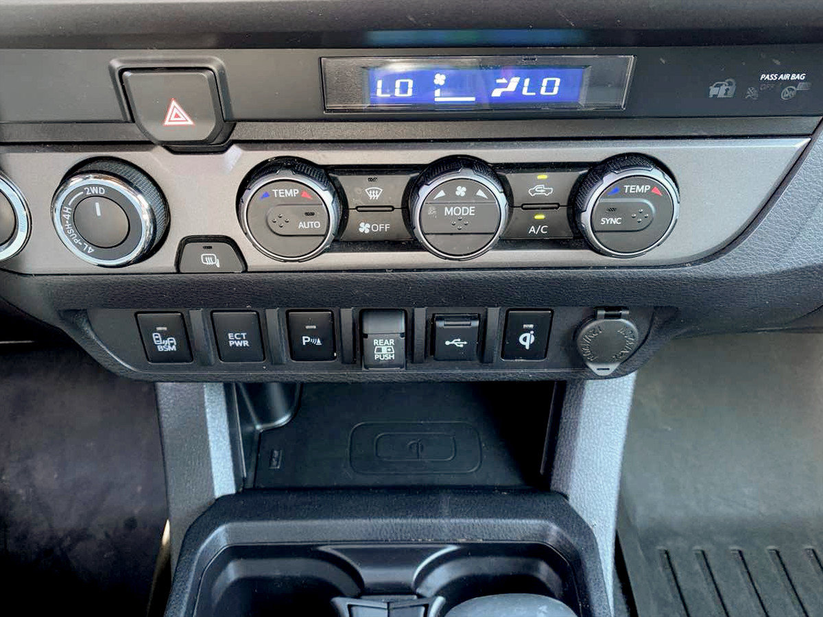 Used 2023 Toyota Tacoma TRD Off-Road w/ Technology Package AWD/4WD image 28