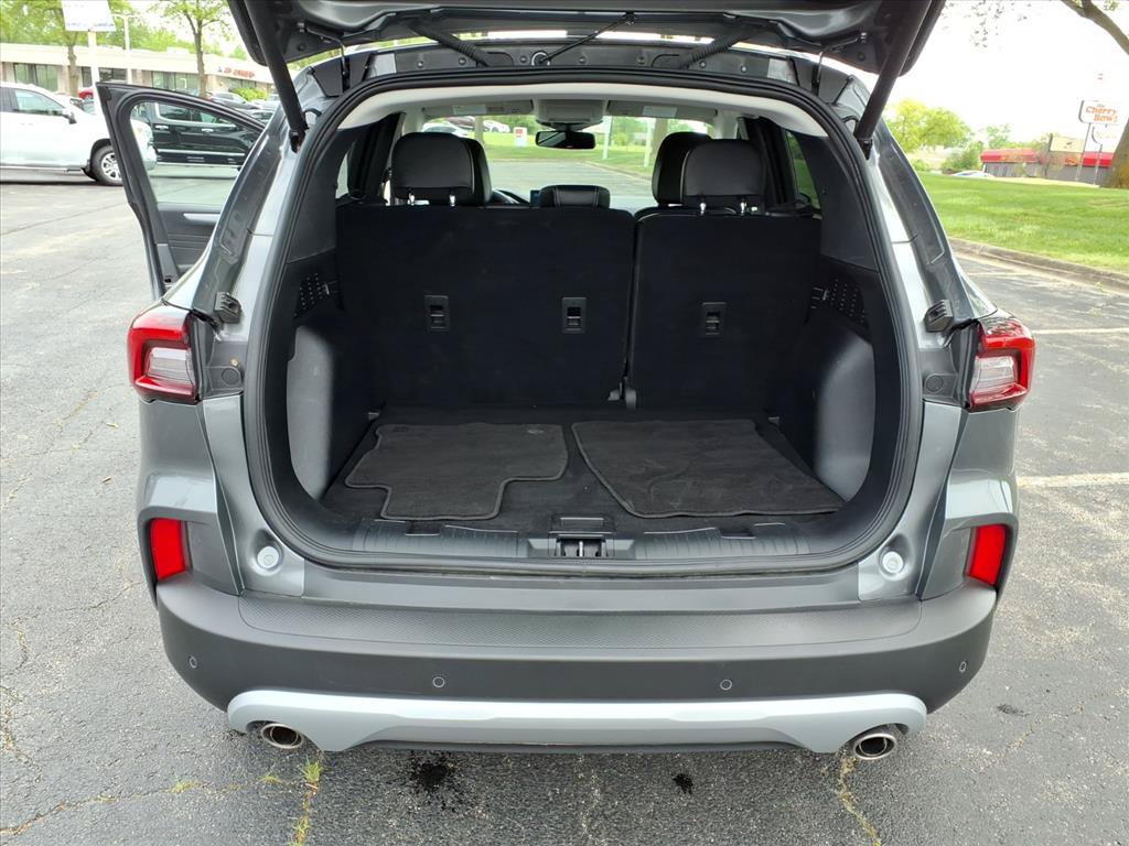Used 2025 Ford Escape Platinum AWD/4WD image 30
