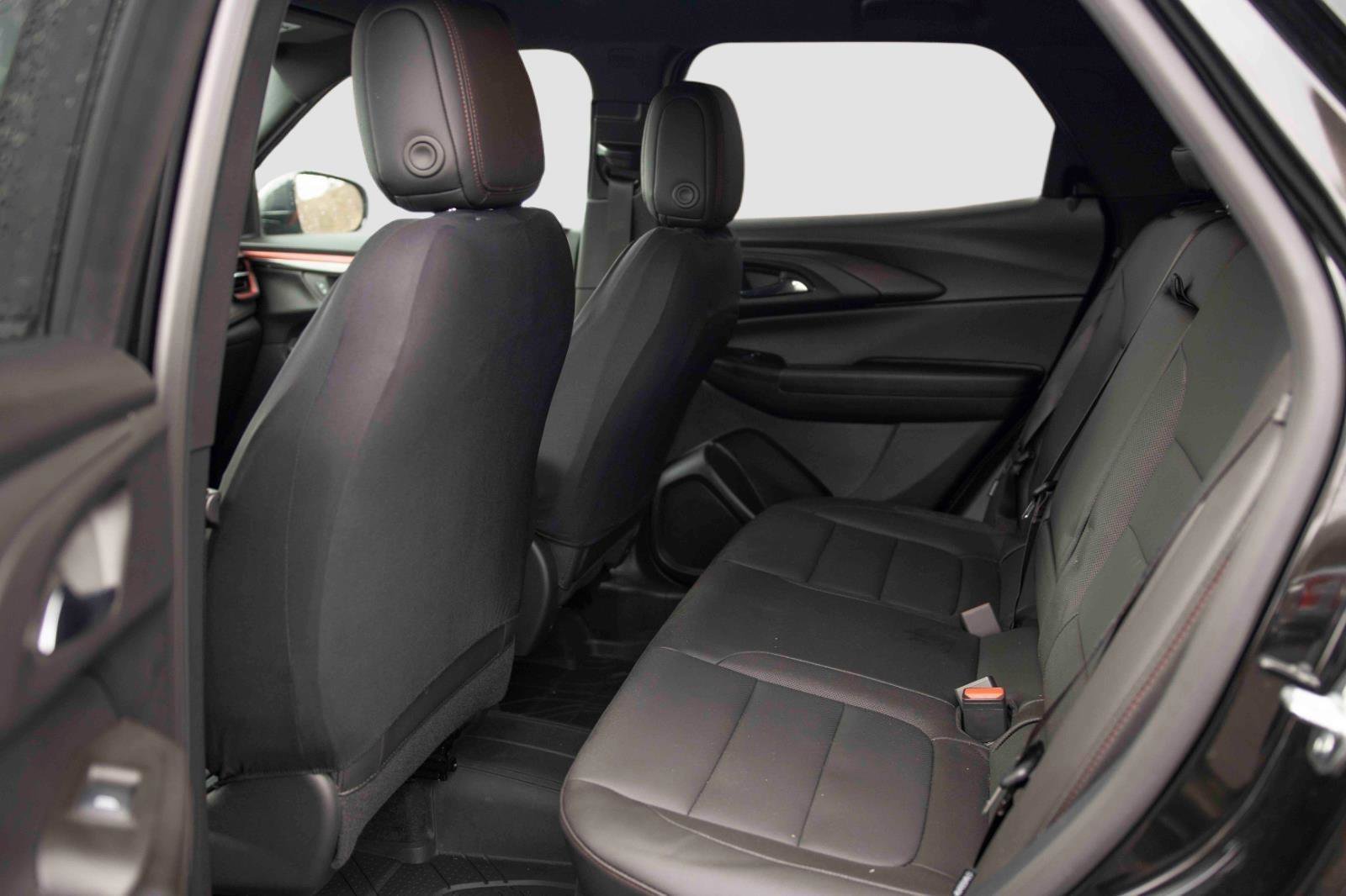 Used 2025 Chevrolet TrailBlazer RS w/ Convenience Package image 13