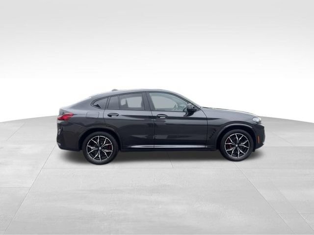 Certified 2025 BMW X4 M40i w/ Premium Package AWD/4WD image 10
