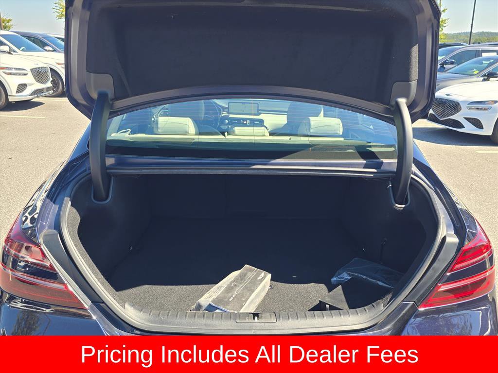 Used 2023 Genesis G70 3.3T w/ Sport Prestige Package RWD image 9