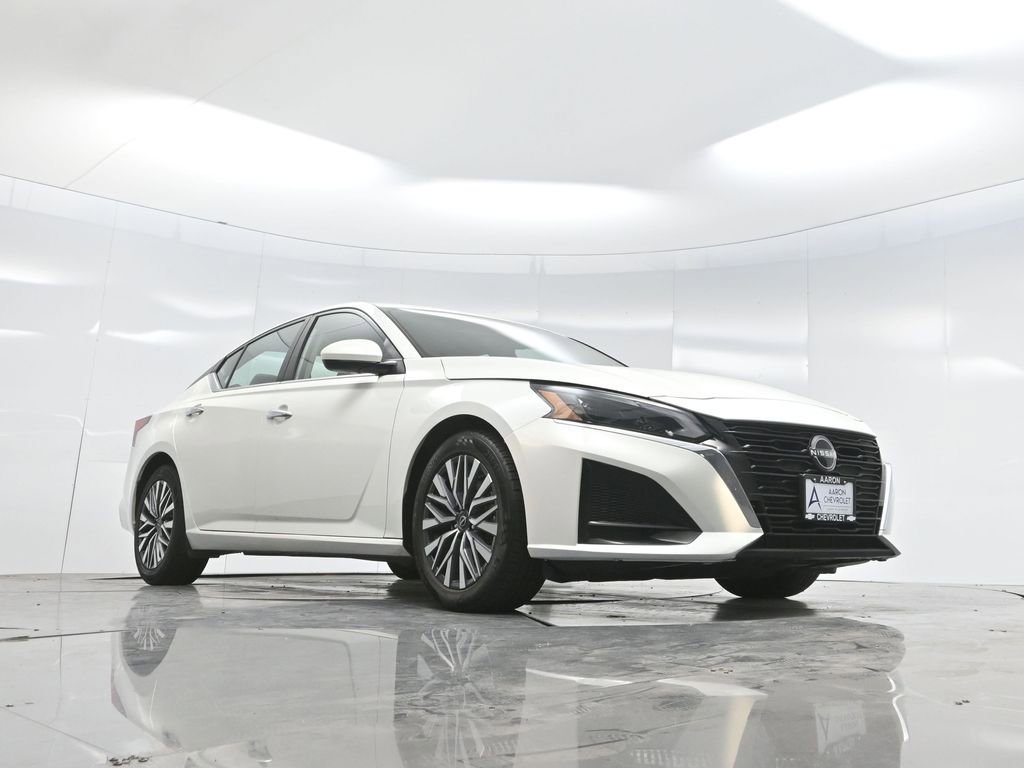 Used 2023 Nissan Altima 2.5 SV image 62